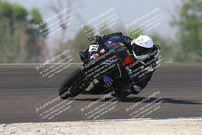 media/Sep-20-2025-TrackDaz (Sat) [[27f0cde673]]/A Group/11am (Turn 2)/